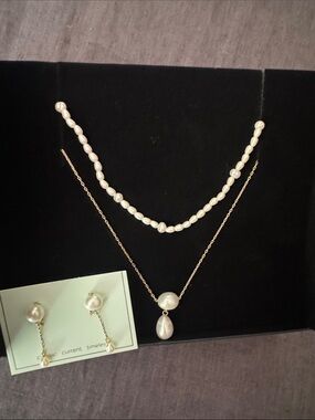 Madewell Layered Pearl and Gold Necklace Set with Pearl Drop Earrings